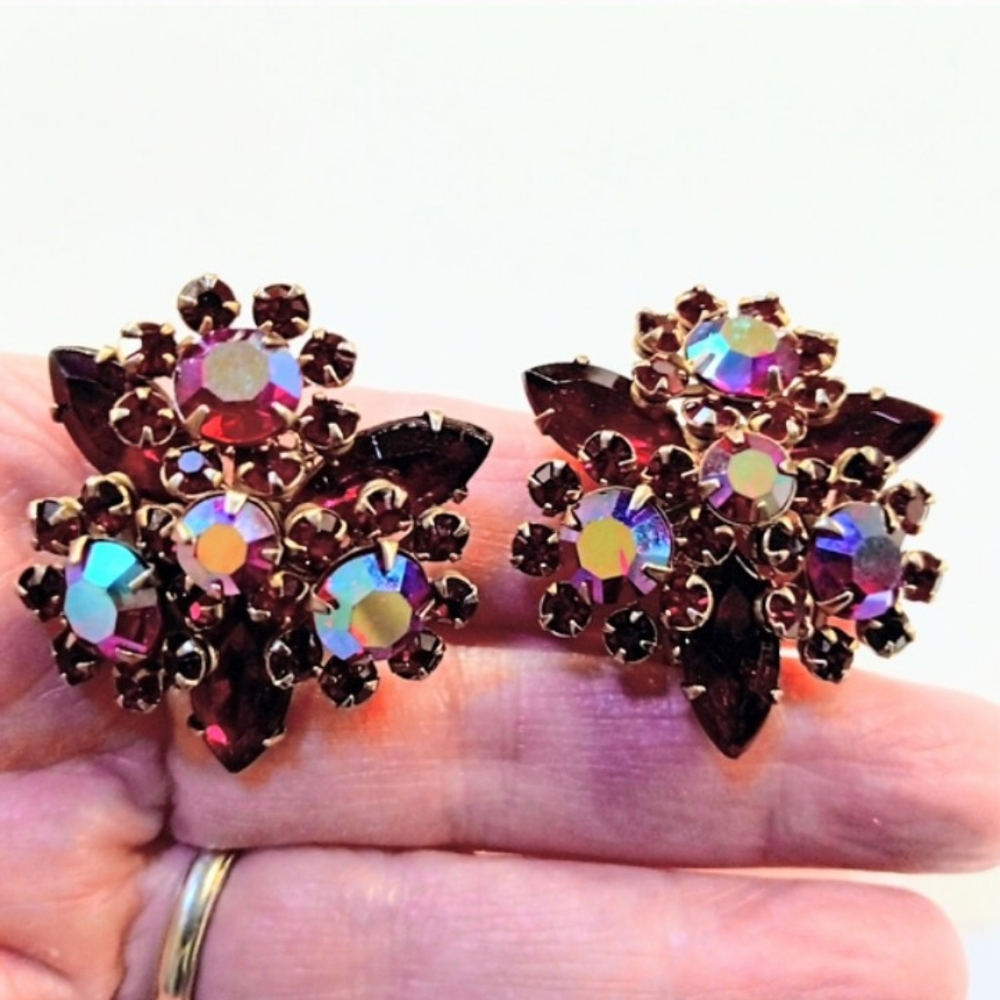 Vintage Sparkling Red Pink AB Rhinestone Clip Earrings - Picture 5 of 5